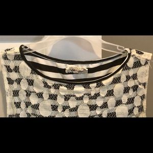 🎉4 for 20🎉Sleeveless top with lace overlay